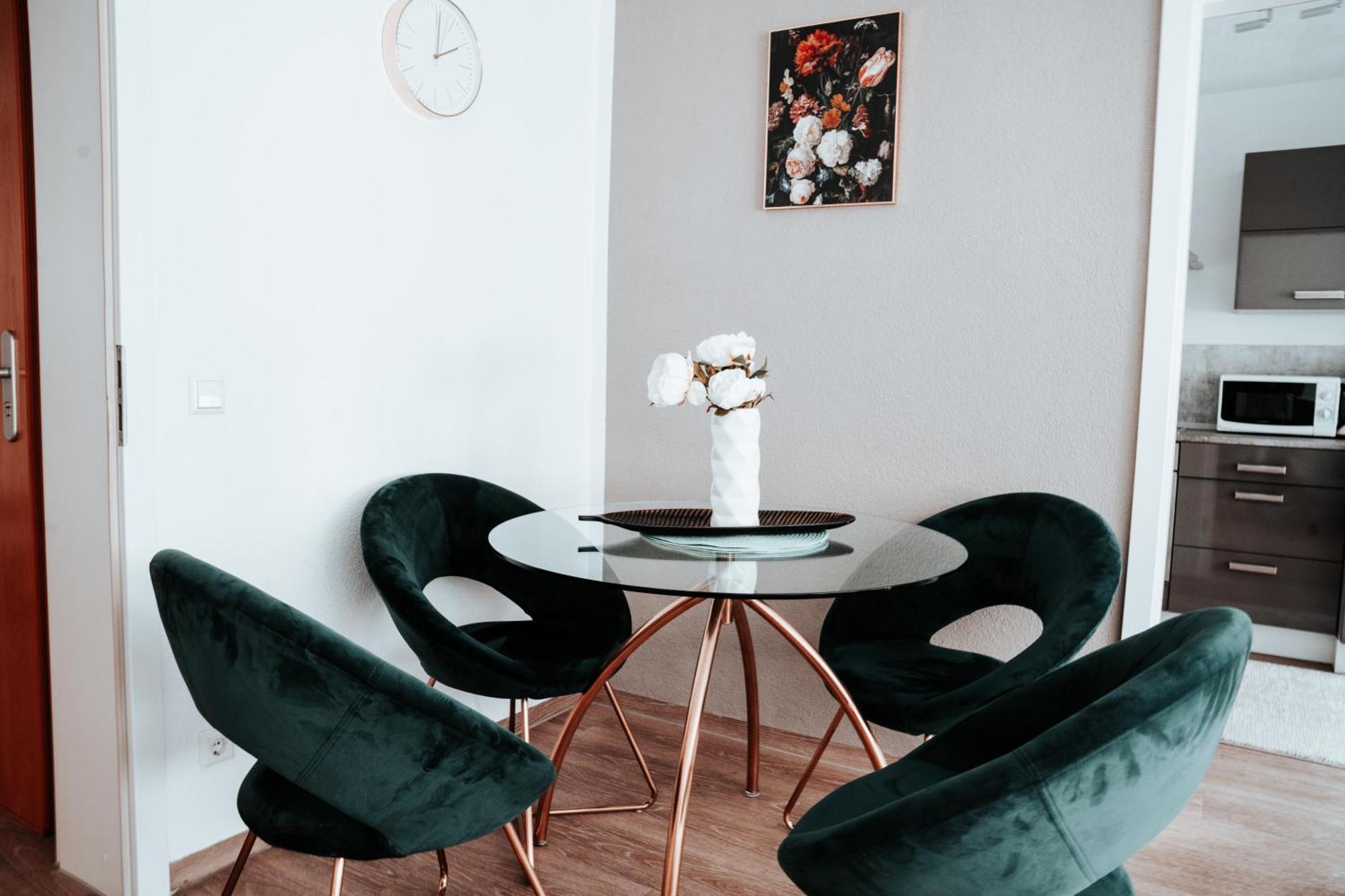 Ferienwohnung Ella - Direkt Am Bodensee Friedrichshafen Extérieur photo