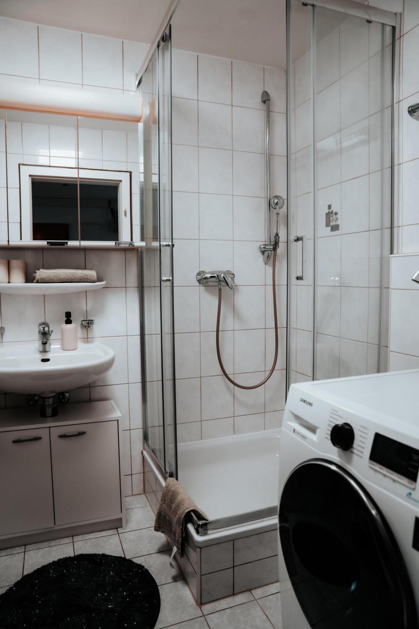 Ferienwohnung Ella - Direkt Am Bodensee Friedrichshafen Extérieur photo