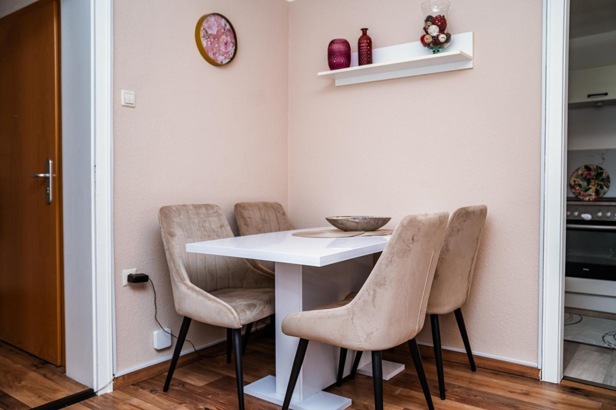 Ferienwohnung Ella - Direkt Am Bodensee Friedrichshafen Extérieur photo