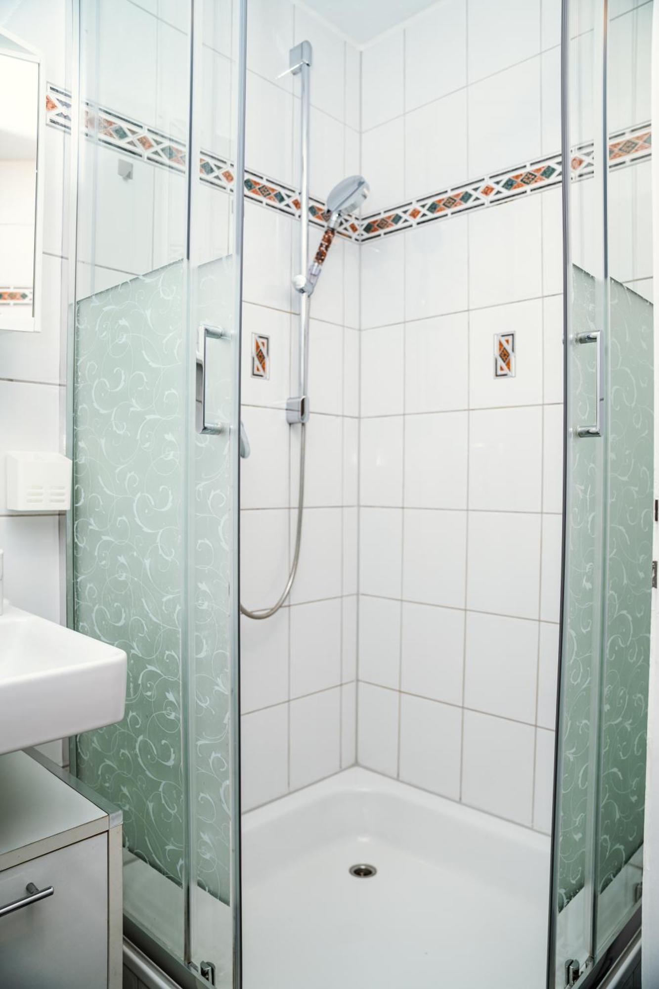 Ferienwohnung Ella - Direkt Am Bodensee Friedrichshafen Extérieur photo