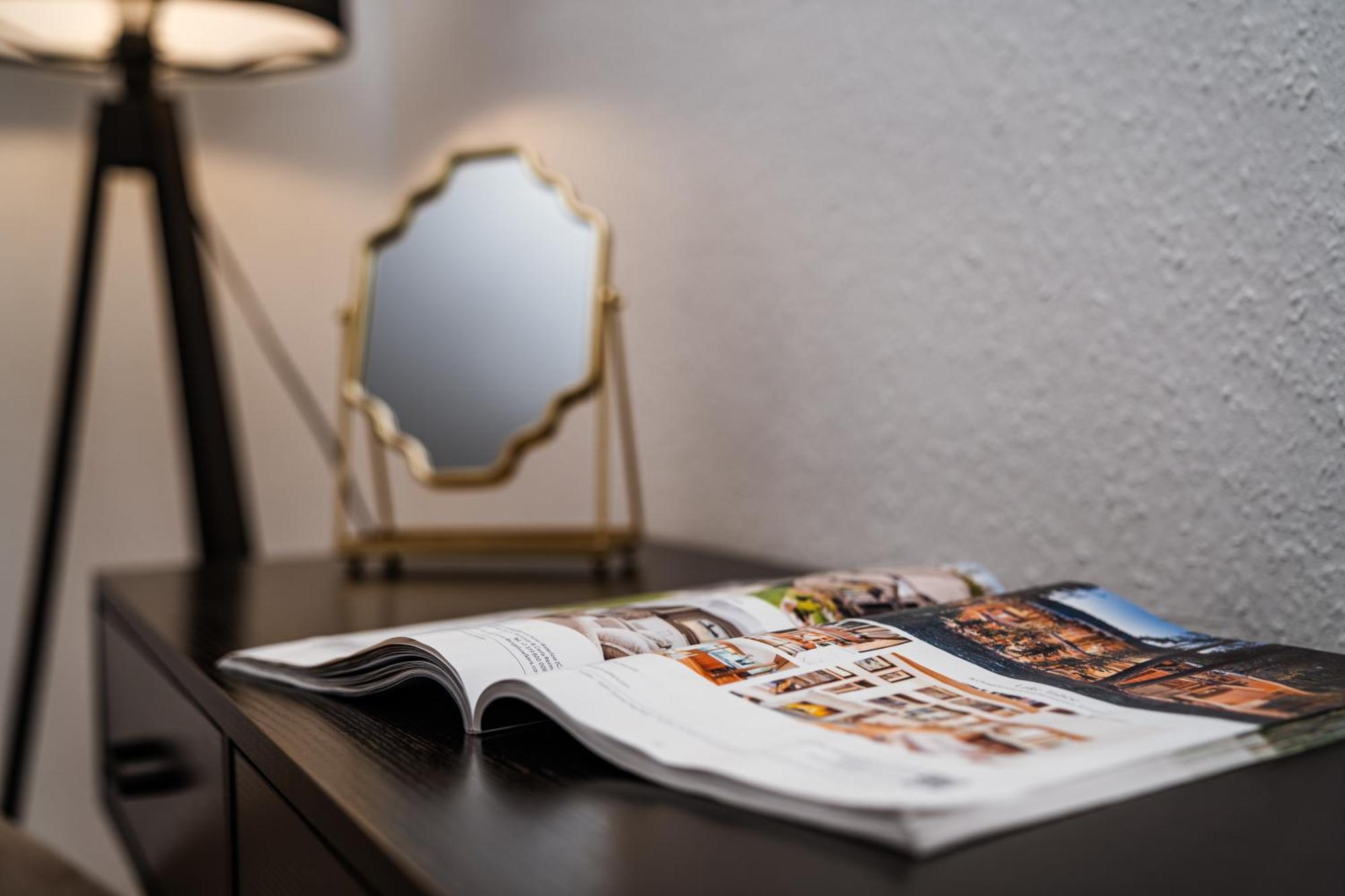 Ferienwohnung Ella - Direkt Am Bodensee Friedrichshafen Extérieur photo